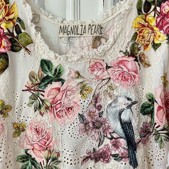Magnolia Pearl Eyelet Appliqué Coronado Dress - Picture 5 of 11